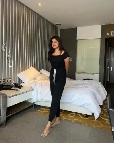 Call Girls Trimurtee Nagar Cash On Delivery